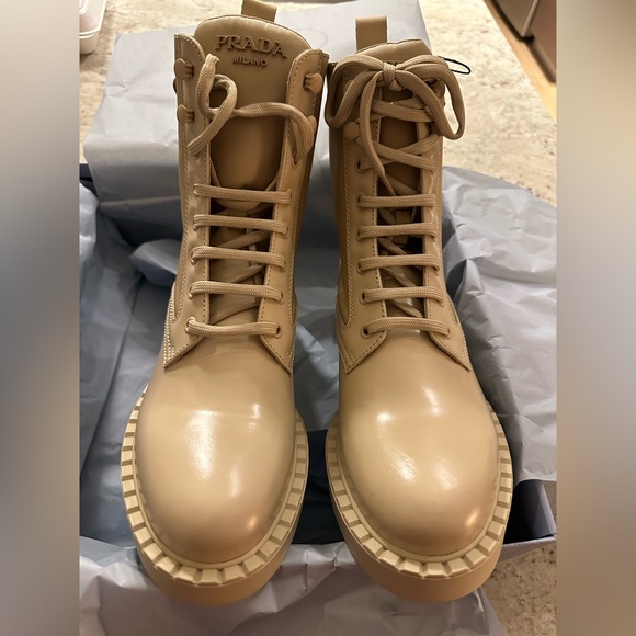 Prada Brushed-leather and Re-Nylon boots, size 39 beige - Picture 6 of 12